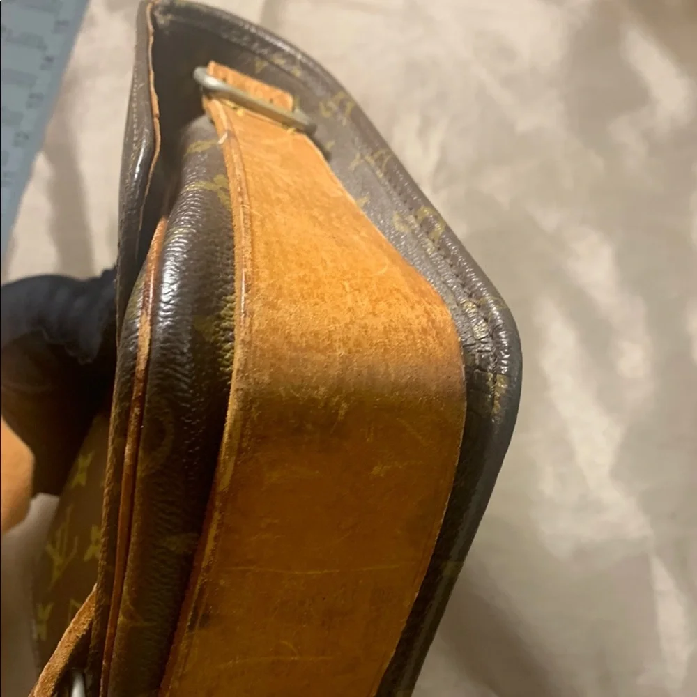 Louis Vuitton Brown Monogram Men's Bag Cobbler needed
